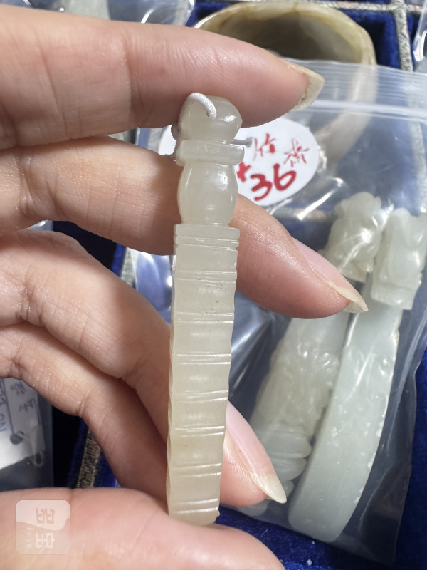 清 玉大小鹅、玉鞭 - 图6